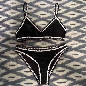 CUPSHE Black and White Bikini